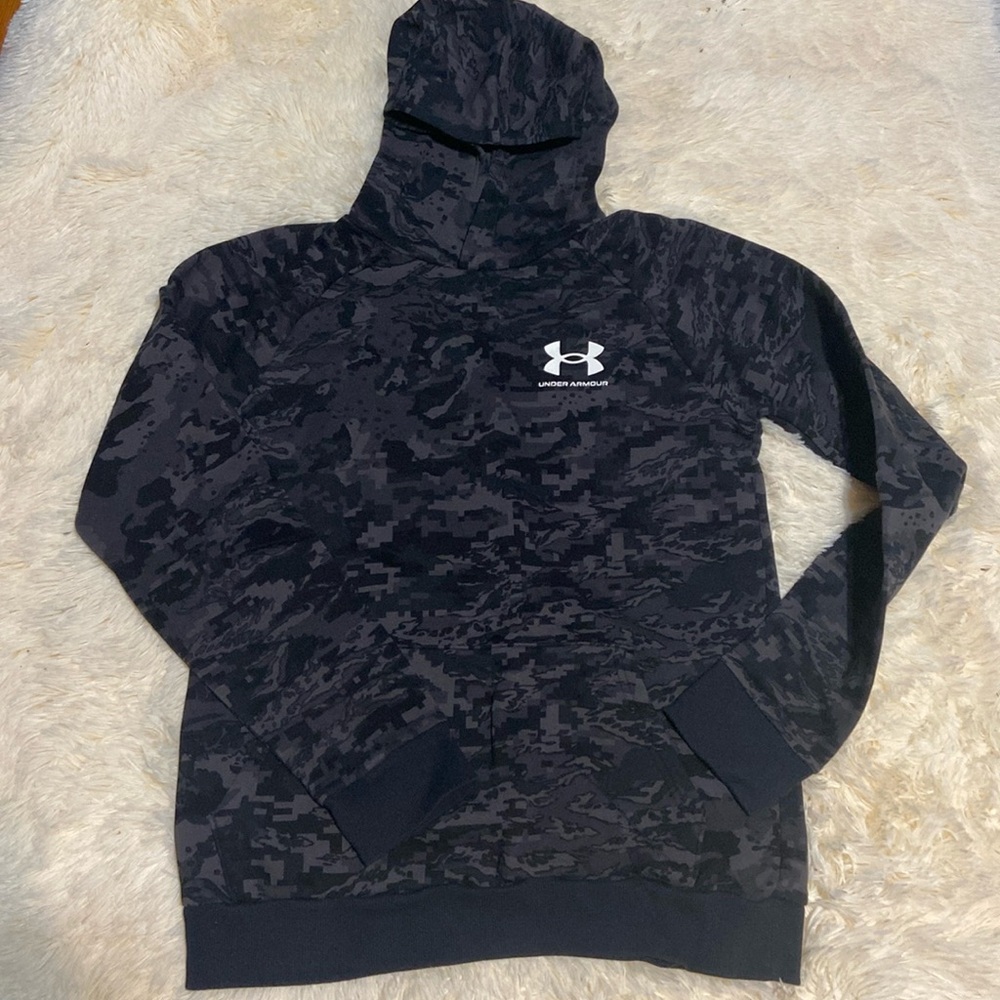 1.‎ Under Armour Hoodie